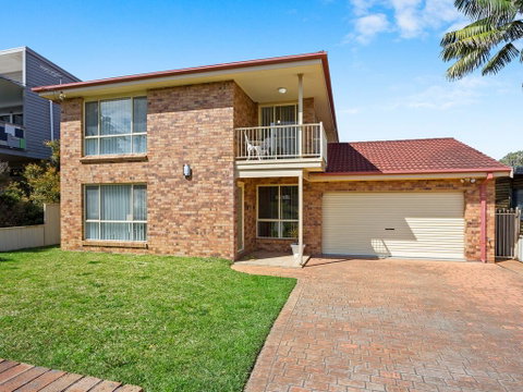 Hello Sunshine - 50m To Beach Access - Accommodation Gold Coast 0