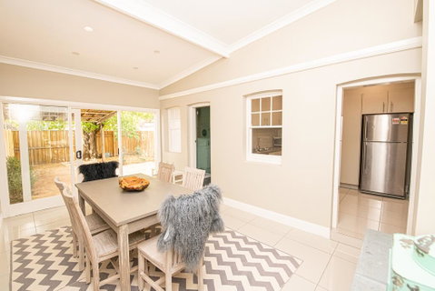 Heritage Bowen Terrace 3 Bed, 2 Bath - Walk To CBD - Accommodation Gold Coast 0
