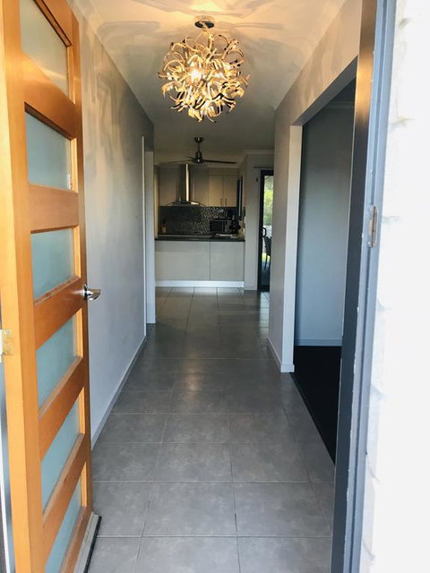 Hervey Bay Holiday Home - Accommodation Gold Coast 3