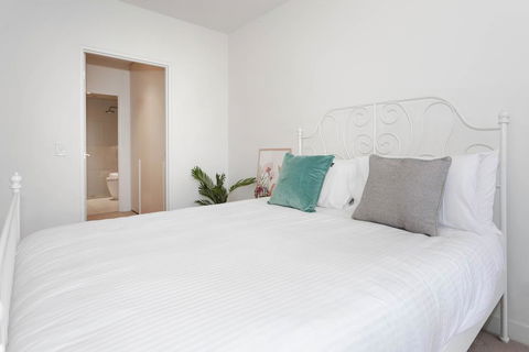 Heyday Apartments - South Yarra - Gold Coast 4U 3