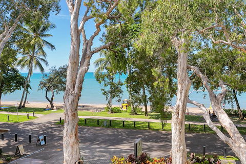 Hibiscus In Marlin Waters Palm Cove - Accommodation Gold Coast 0