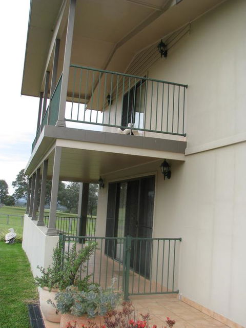Hill Top Villas - Accommodation Gold Coast 3