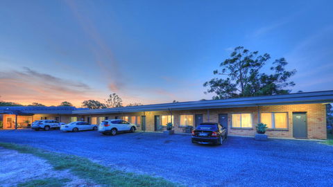 Hilldrop Motor Inn - Gold Coast 4U 3