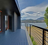 Hobart Waterfront Luxury Retreat - Accommodation Gold Coast