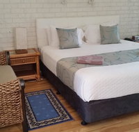 Holland Park Motel - Accommodation Gold Coast