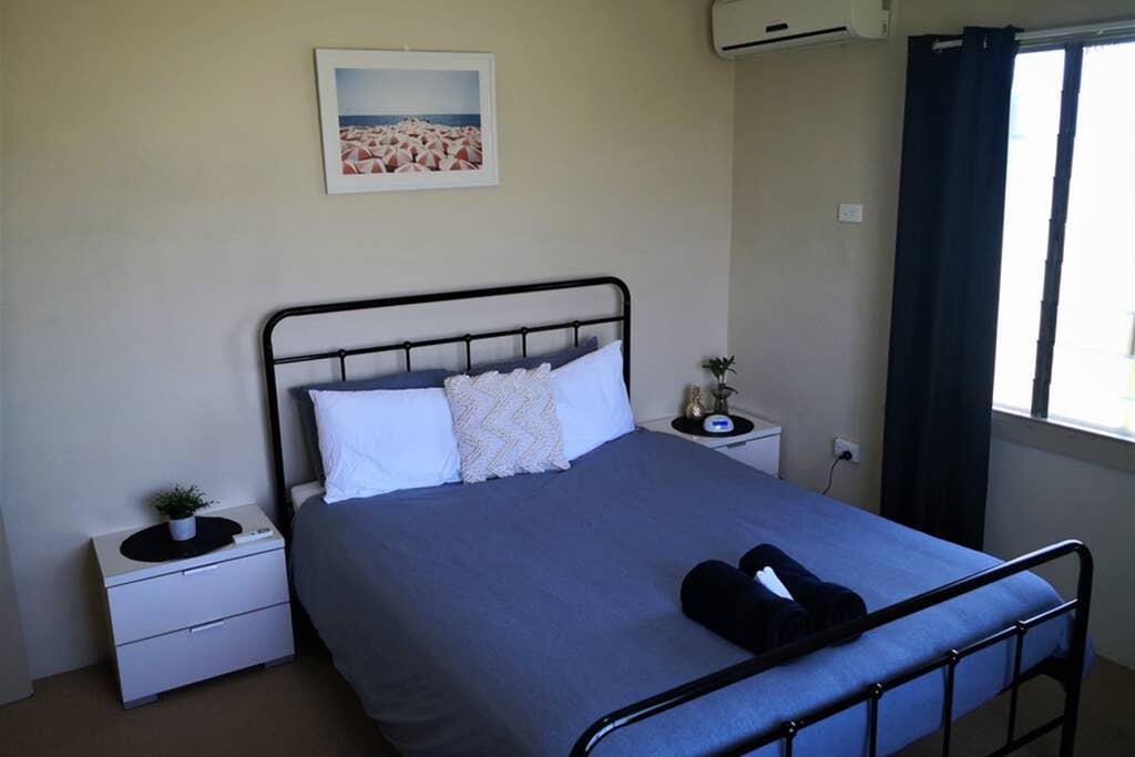 Hyde Park QLD Gold Coast 4U