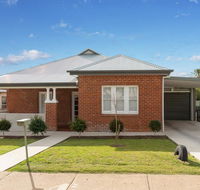 Home Away From Home - Gold Coast 4U