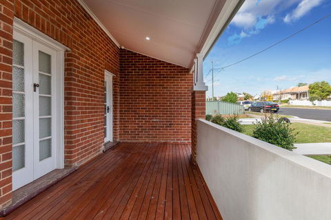 Home Away From Home - Gold Coast 4U 1