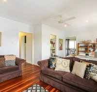 Homely Pembroke On The Park Cottage - Accommodation Gold Coast