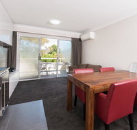 Horizons 518- Modern apartment on the Lake Jindabyne foreshore - Accommodation Gold Coast