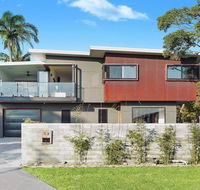 Horizons at Currarong - architecturally designed beach house - Accommodation Gold Coast