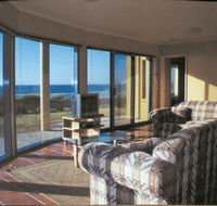 Horizons Beachfront Apartment - Gold Coast 4U