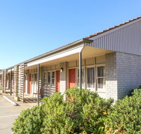 Hotel Canobolas Motel and Units - Accommodation Gold Coast