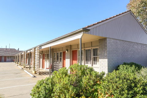 Hotel Canobolas Motel And Units - Accommodation Gold Coast 0