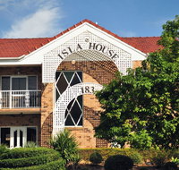 Isla House Greenslopes - Accommodation Gold Coast