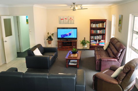 Isla House Greenslopes - Accommodation Gold Coast 3