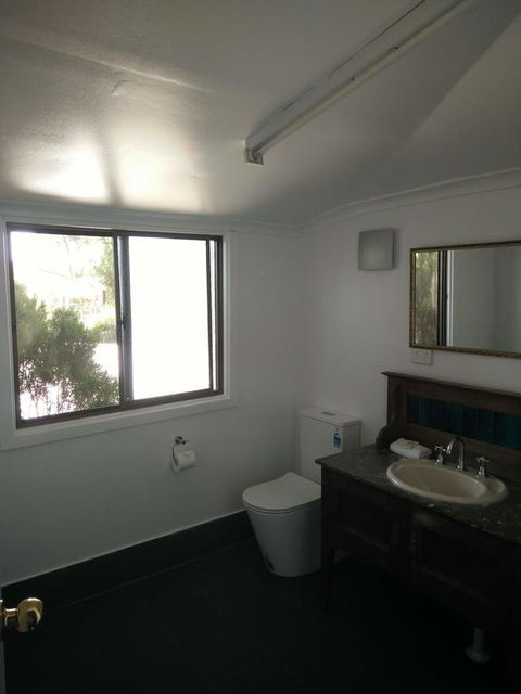 Ithaca 1896 Manor - Accommodation Gold Coast 3