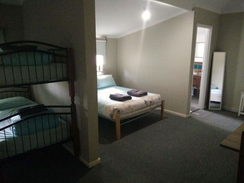 Ithaca 1896 Manor - Accommodation Gold Coast 2