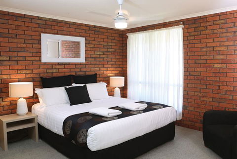 Jacaranda Holiday Units - Accommodation Gold Coast 3