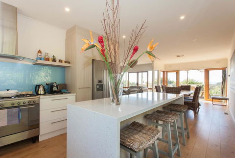 Jackson's Dromana - Accommodation Gold Coast 0