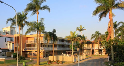 Jadran Motel & El Jays Holiday Lodge - Accommodation Gold Coast 0