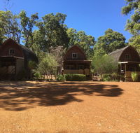 Jarrah Glen Cabins - Gold Coast 4U