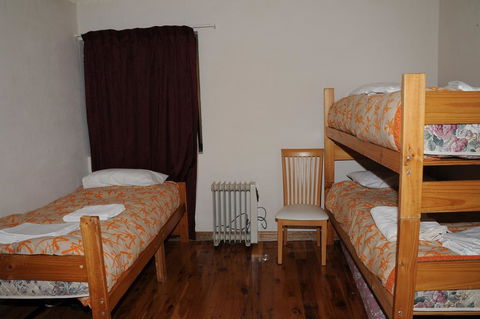 Jindabyne Apartments - Accommodation Gold Coast 3