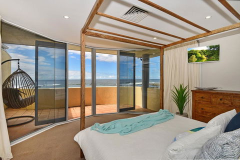 JoeAnne At Blue Bay Absolute Beachfront - Accommodation Gold Coast 3