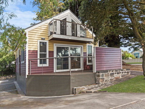 JOHANSSON'S PERCH COTTAGE - Accommodation Gold Coast 3