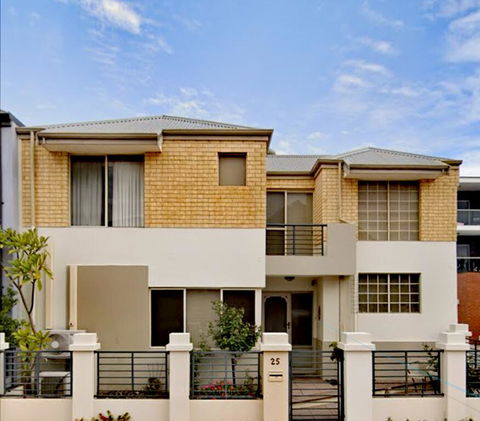 Joondalup Guest Home - Accommodation Gold Coast 0