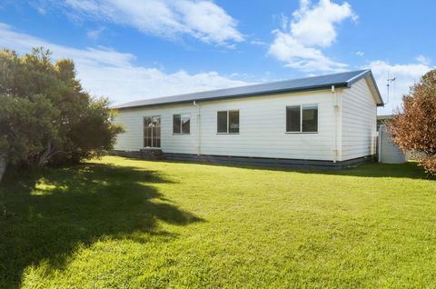 Julieanne - South Beach Home Made For Families - Gold Coast 4U 2