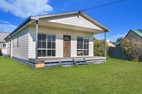 Julieanne - South Beach Home Made For Families - Gold Coast 4U 0