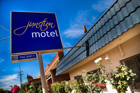 Junction Motel - Accommodation Gold Coast 0