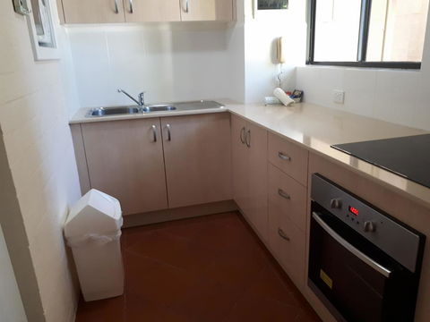 Kalbarri Beach Resort Unit 105 - Gold Coast 4U 2