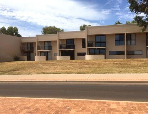 Kalbarri Beach Resort Unit 105 - Gold Coast 4U 0