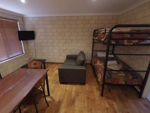 Kalbarri Tudor Holiday Park - Gold Coast 4U 3