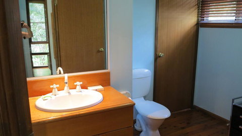 Kameruka 6 Rheuben Terrace - Accommodation Gold Coast 1