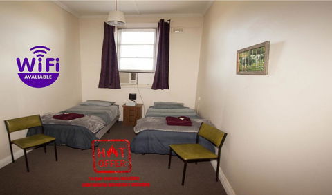 Kaneira Hotel - Accommodation Gold Coast 1