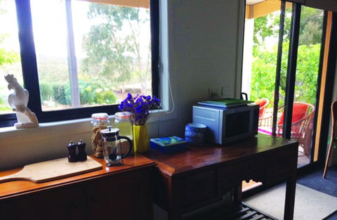 Kangaroo Hill Studio - Accommodation Gold Coast 0