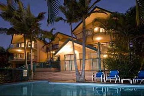 Karana Palms Self Contained Apartments - Accommodation Gold Coast 0