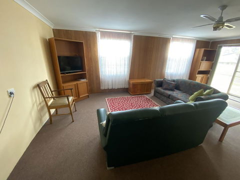 Karoonda Accommodation - Gold Coast 4U 1