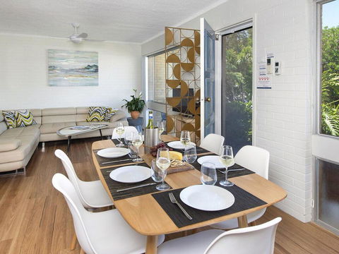 Kendalls Beach HideAway - 3 Nights For Price Of 2 During Winter Months - Gold Coast 4U 2
