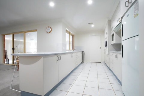 Kentia Drive 28 - Accommodation Gold Coast 2