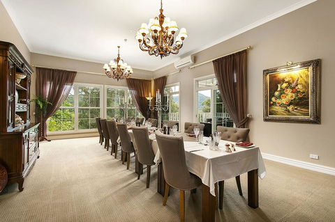 Kerami Manor & Day Spa - Gold Coast 4U 1