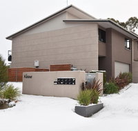 Khione 1 - Modern  spacious with views towards Lake Jindabyne  the mountains beyond - Accommodation Gold Coast