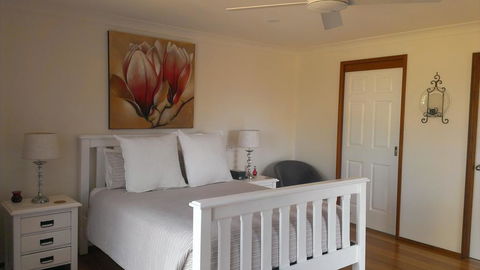 Kincumber House - Accommodation Gold Coast 0