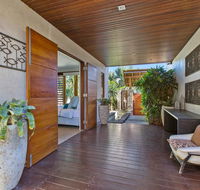Kingscliff Balinese Beachfront Retreat - Gold Coast 4U