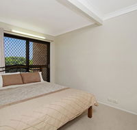 KINGSCLIFF HOLIDAY HOME ON THE HILL - SYD'S VIEW - Gold Coast 4U