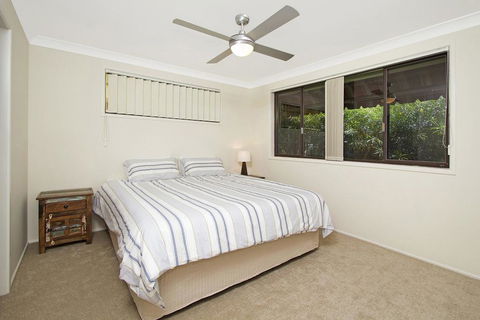 KINGSCLIFF HOLIDAY HOME ON THE HILL - SYD'S VIEW - Accommodation Gold Coast 1