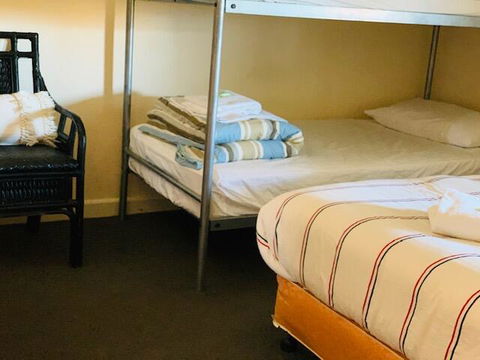 Kootingal Hotel - Accommodation Gold Coast 1